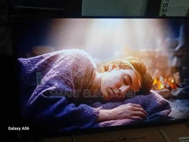 Samsung 43-Inch Smart Tv With Immersive Sound · Photo 1