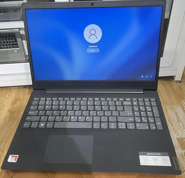Laptop Lenovo IdeaPad S145 8GB AMD A6 SSD 256GB · Photo 1