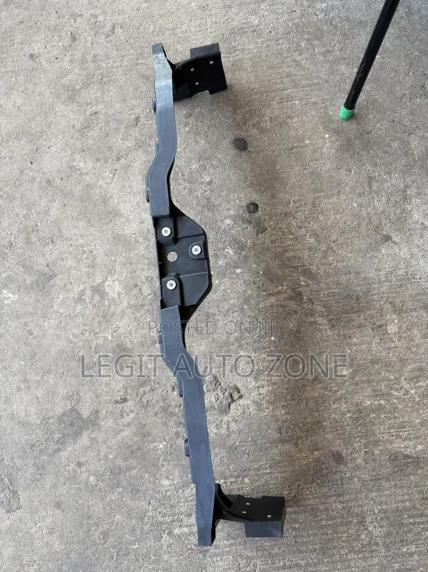 Mitsubishi Outlander 2022,2023,2024,2025, Radiator Support Available · Photo 1
