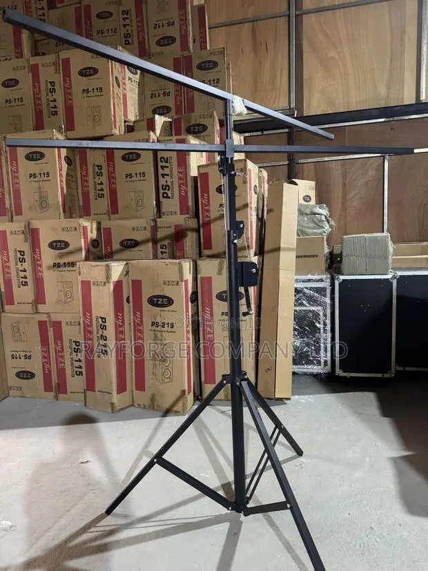 4-Meter Hand Crank · Photo 1