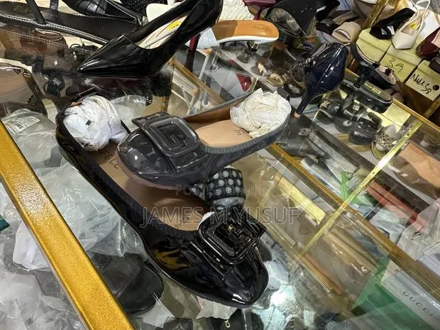 Original Aaronfaiy Flat Shoes for Cool Price · Photo 1