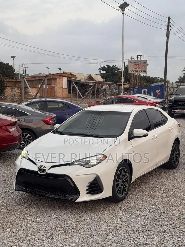 Toyota Corolla 2016 White