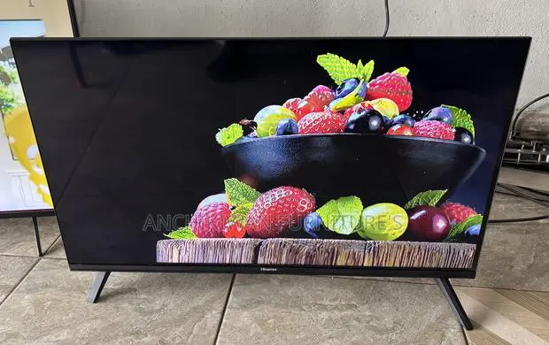 Hisense 32 Inches Smart Tv (Cash on Delivery) · Photo 1
