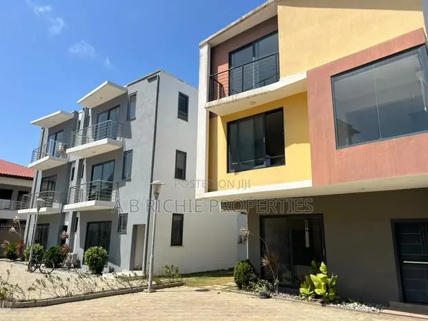 3bdrm Townhouse / Terrace in Tse-Addo, Tseaddo for rent · Photo 1