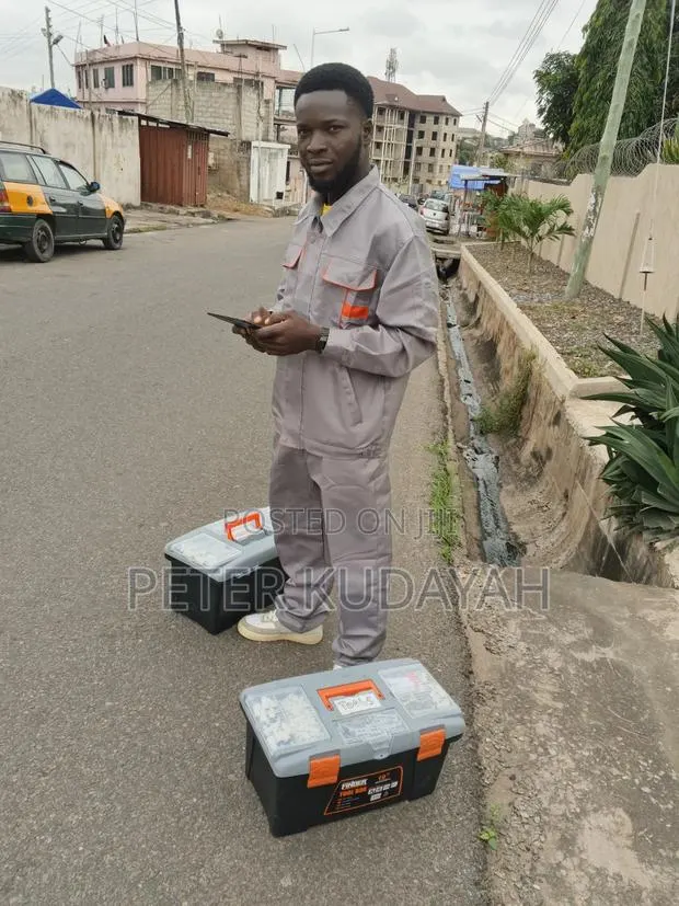 DSTV, Gotv, Canal + Multi TV Installation Service · Photo 1
