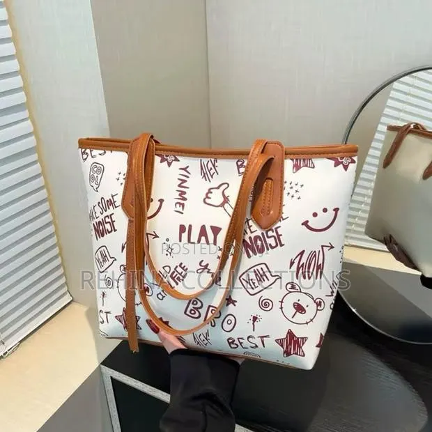 Ladies Bags · Photo 1