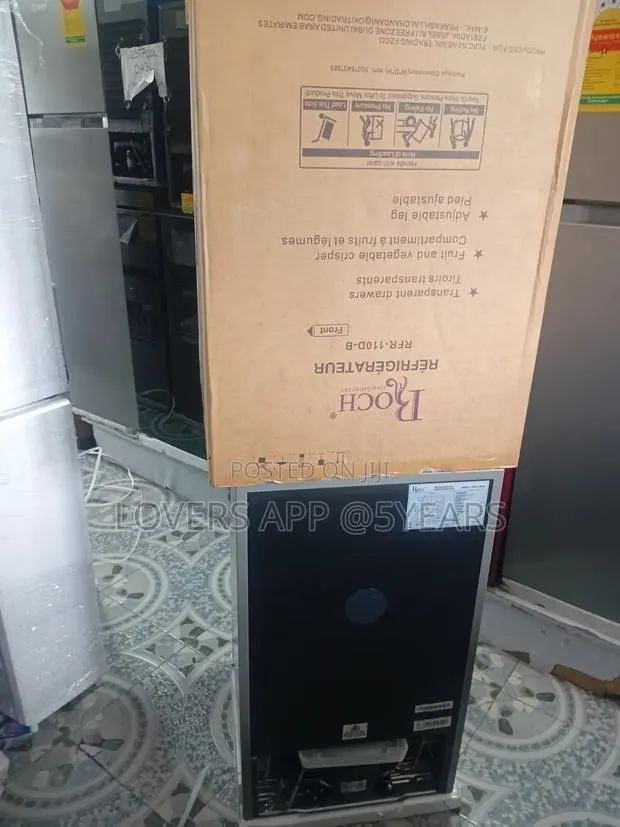 Energy-Efficient 61l Roch Fridge for Small Spaces · Photo 1