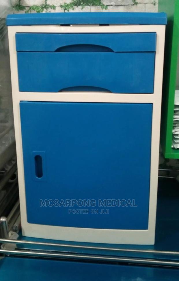 Lockable Bedside Cabinets (With Movable Castors) · Photo 1