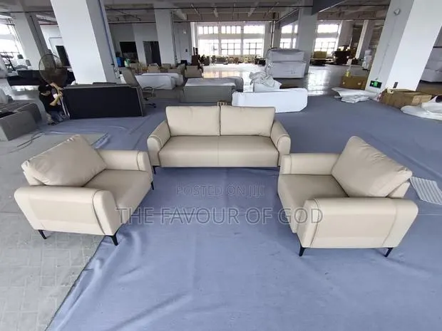 Executive Foreign Sofa Set · Photo 1