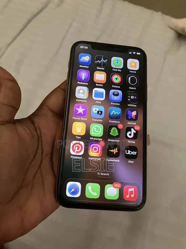 Apple iPhone 11 256 GB Rose Gold · Photo 1