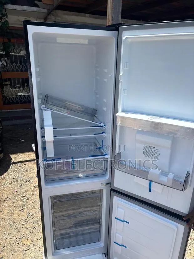 Pearl 262l Fridge Convenient User-Friendly Design · Photo 1