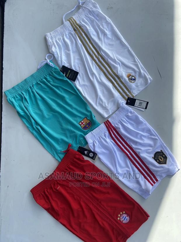 Original Training Replica Pant at Cool Price · Photo 4