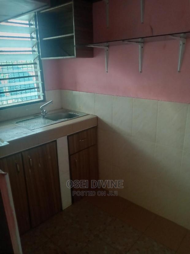 1 Bedroom Flat for Rent in Control, Dansoman · Photo 2