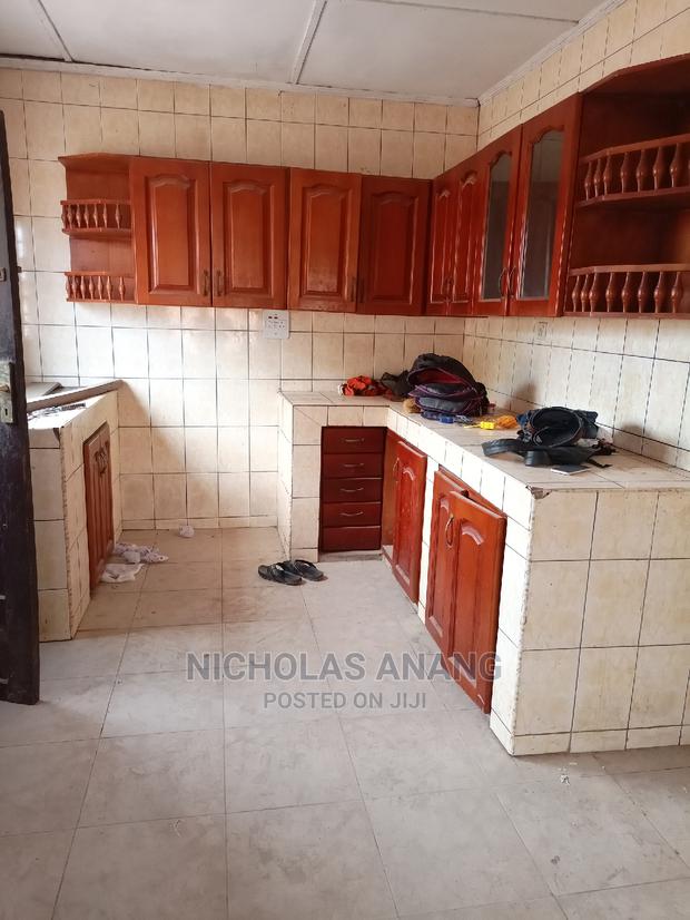 3bdrm House in New Town for rent · Photo 2