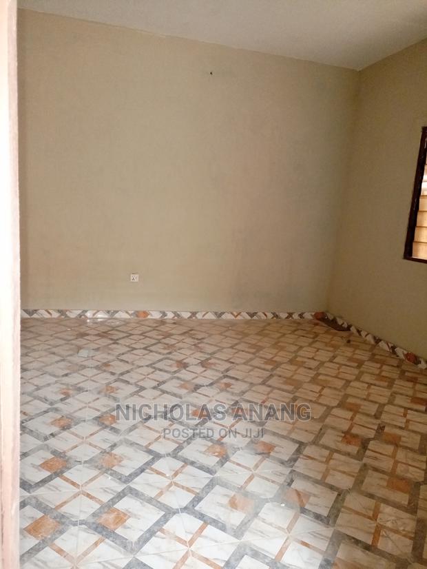 1bdrm House in New Town for rent · Photo 8