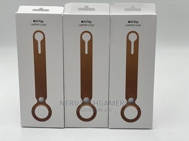 New Apple Airtag Leather Loop - Saddle Brown · Photo 1