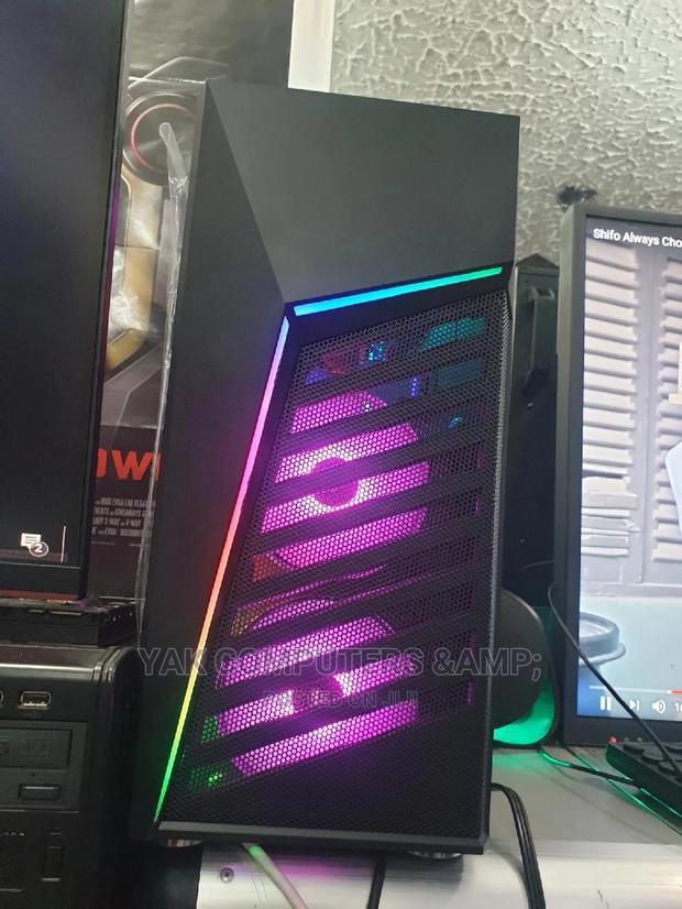 New Gigabyte GB-BKi7HT2-7500 16GB Intel Core I7 HDD 1T · Photo 1