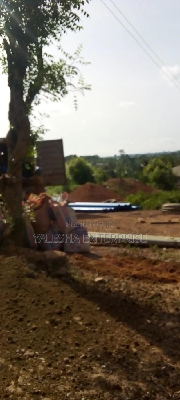Mechanised Borehole With Submersible Pump Quality Blue Pipe · Photo 5