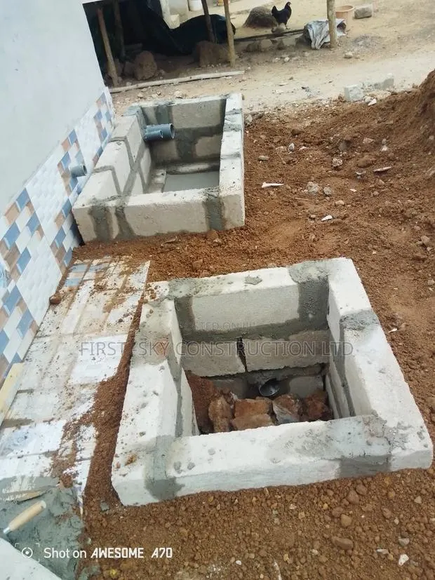Bio Digester Toilet With Soak Away · Photo 1