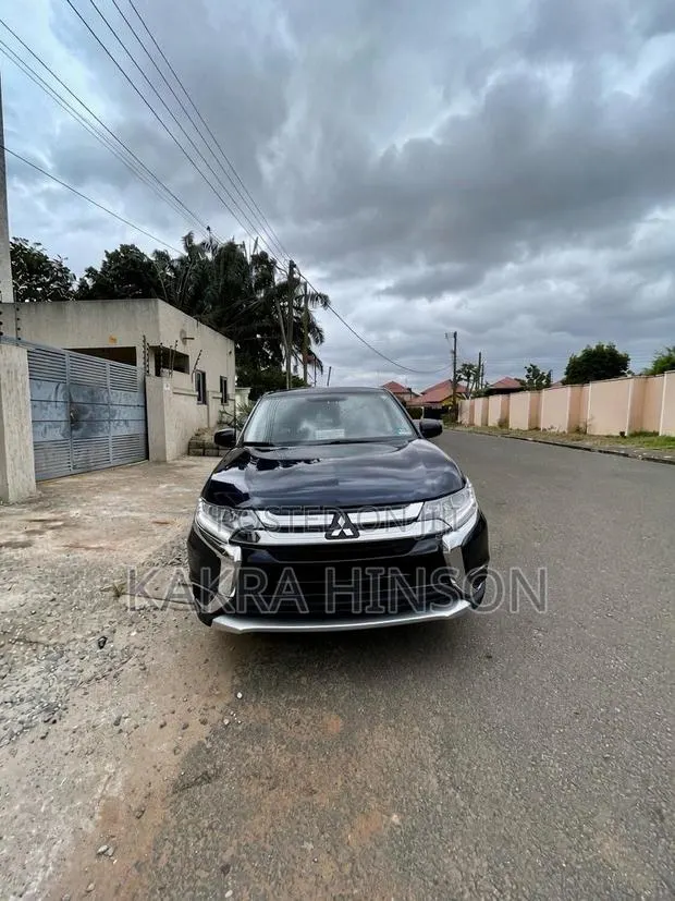 Mitsubishi Outlander 2018 Blue · Photo 1