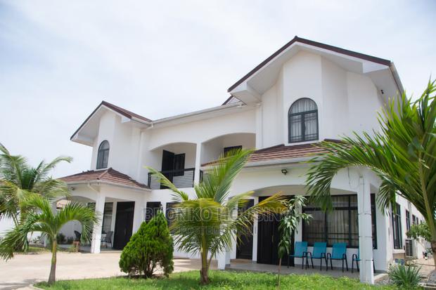 4bdrm House in Bronko Housing, Tema Metropolitan for rent · Photo 2