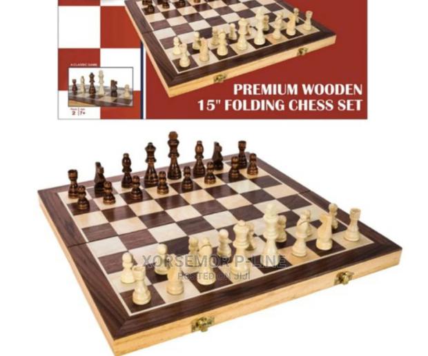 Chess Board Game · Photo 1