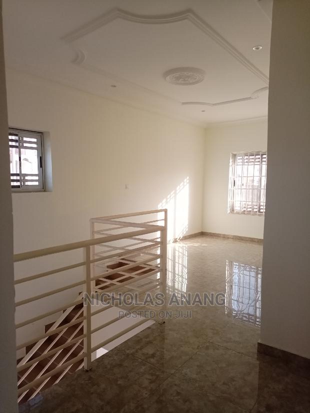3bdrm House in New Town for rent · Photo 6