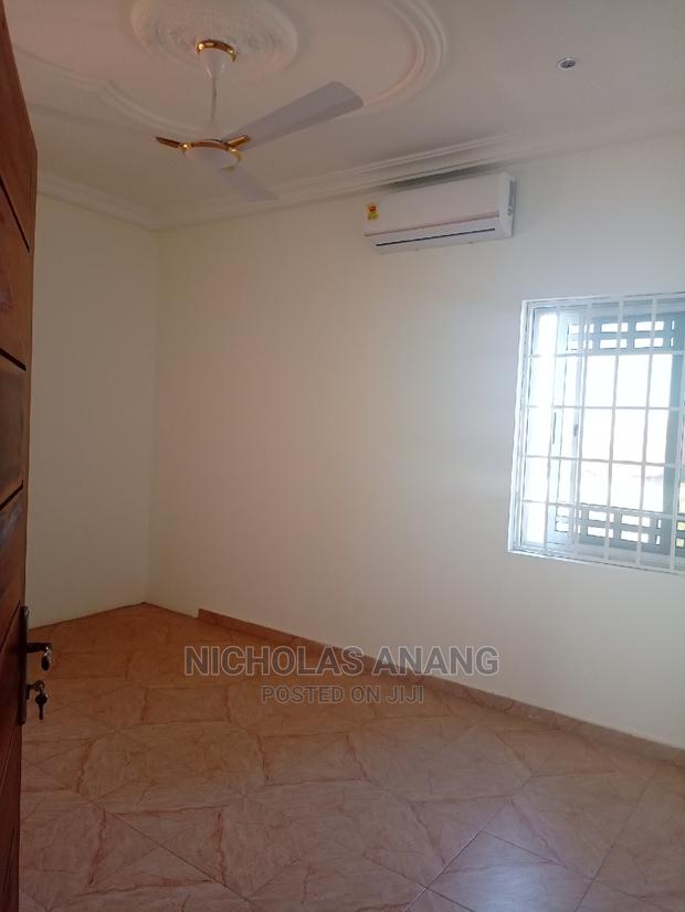 3bdrm House in New Town for rent · Photo 7