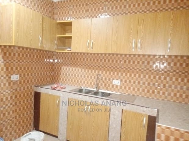 A Luxury 3 Bedroom Self Compound for Rent at Bush Road · Photo 5