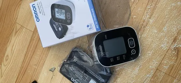 Omron Blood Pressure Monitor 750gh · Photo 1