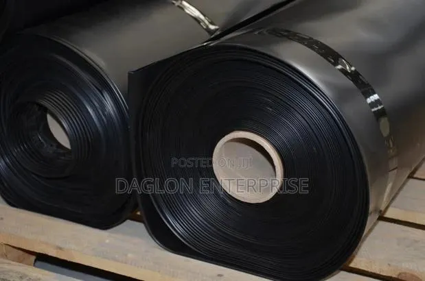 Dpm Black Rubber/Concrete · Photo 1