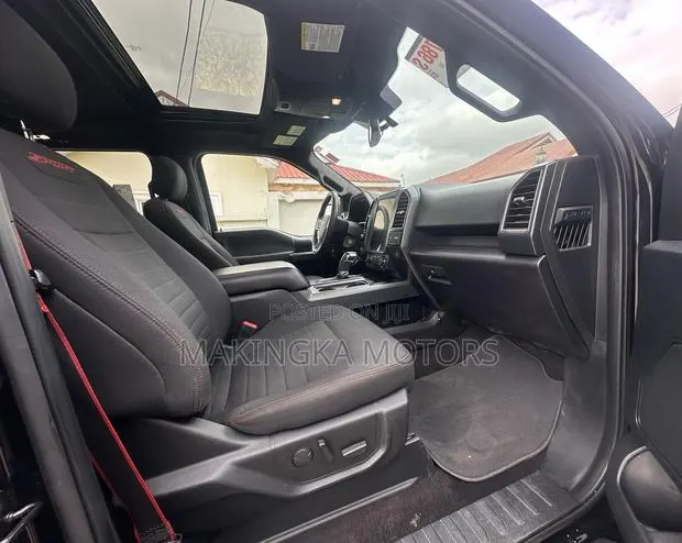 Ford F-150 XLT 4x2 SuperCrew Cab Styleside 5.5 ft. box 145 in. WB 2019 · Photo 1