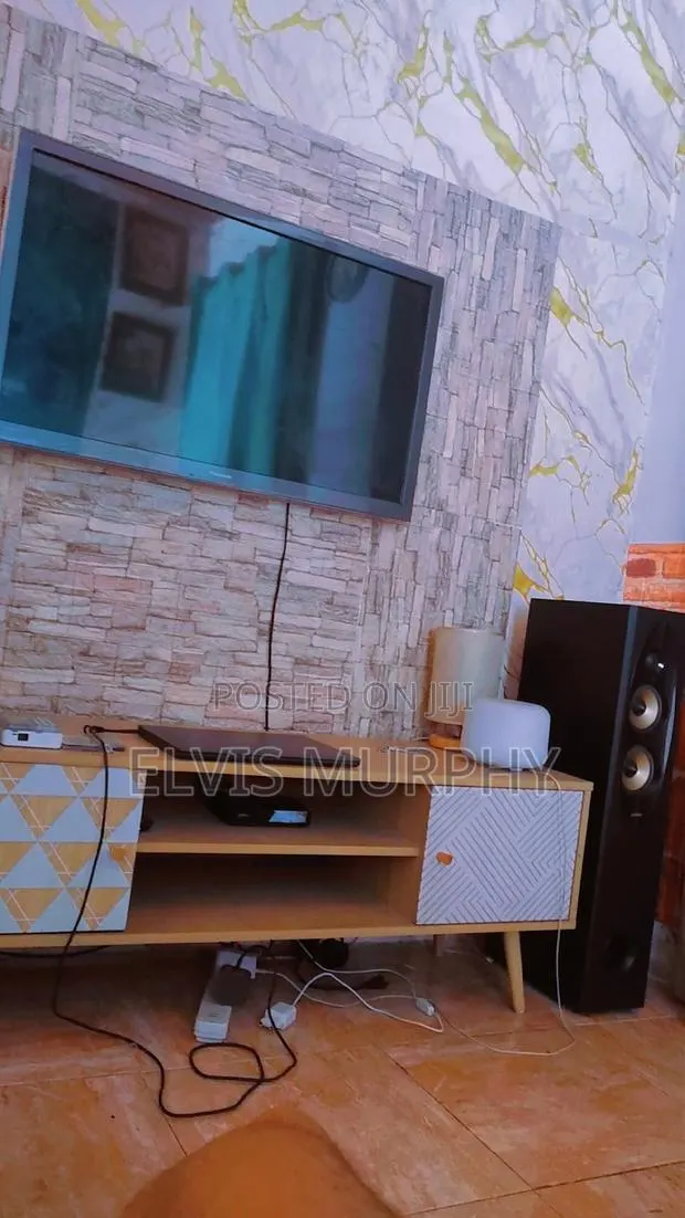 Panasonic TV · Photo 1