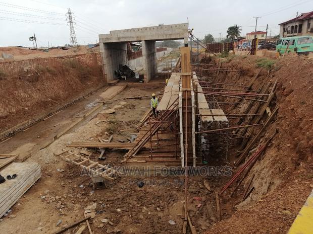 Retaining Wall/Gutter/Pool/Bridge/Formworks/Bunker · Photo 5