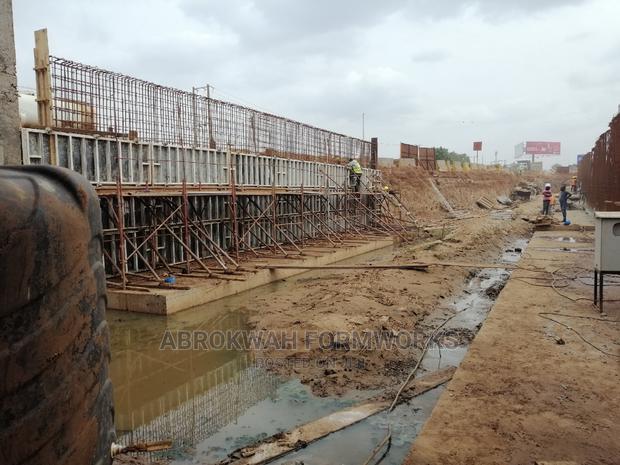 Retaining Wall/Gutter/Pool/Bridge/Formworks/Bunker · Photo 4