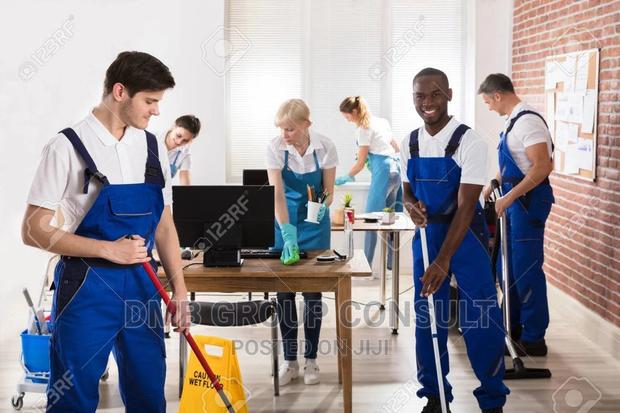 Call CLEANERS/ Houses Offices · Photo 2