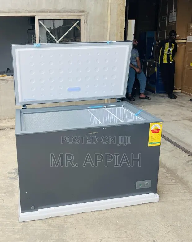 Shop Affordable Samsung 371l Single Door Chest Freezer · Photo 1