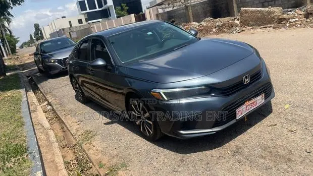 Honda Civic Sport 2022 Silver · Photo 1