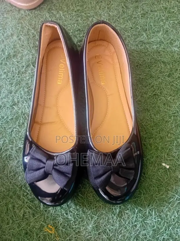 Mirror Shoe · Photo 1