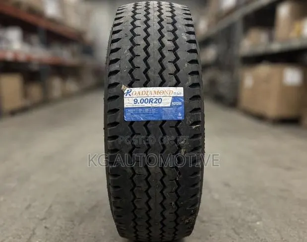 9.00R20 Tyre · Photo 1