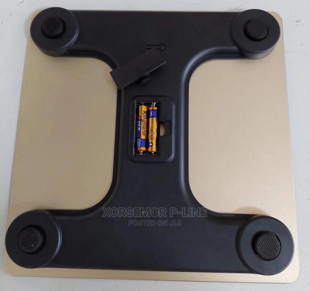Personal Body Weighing Scale · Photo 3