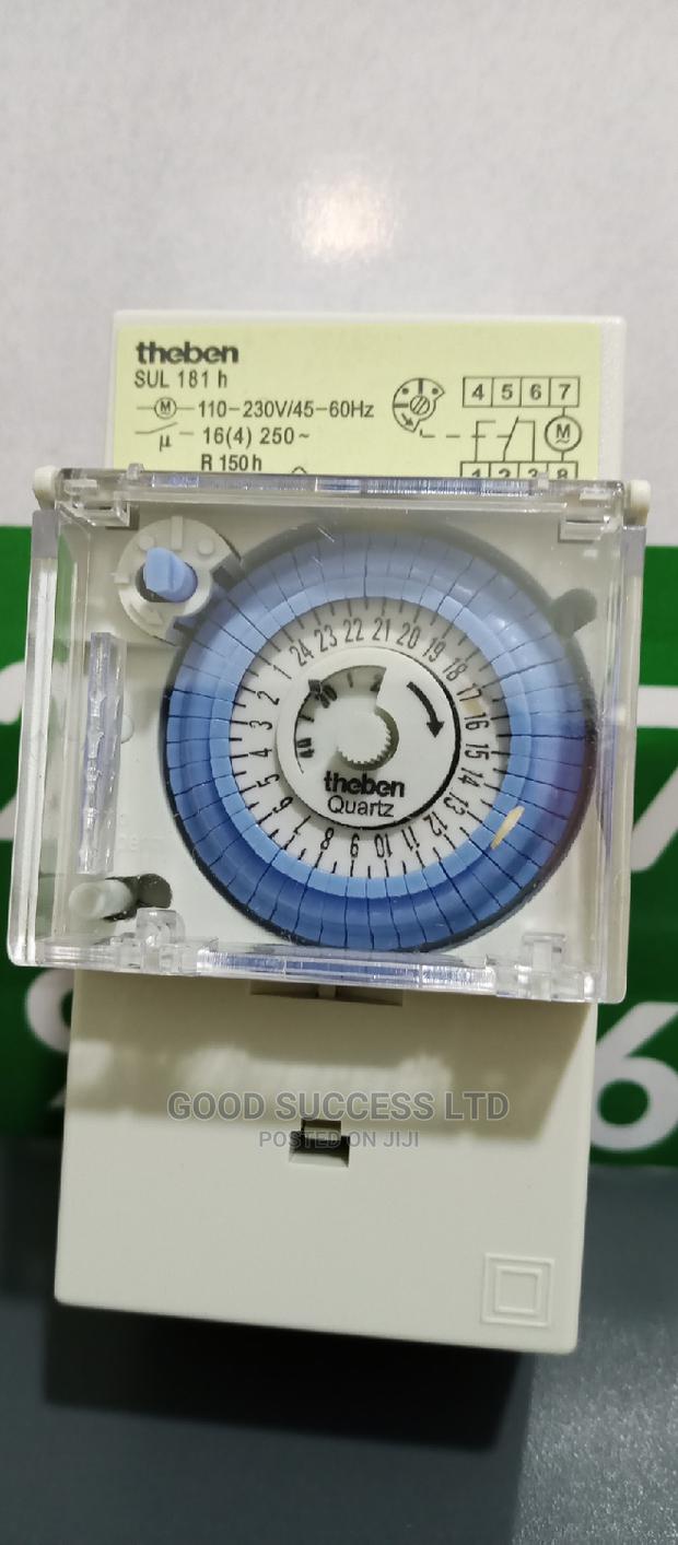 24 Hours Timer (Theben Type) · Photo 1