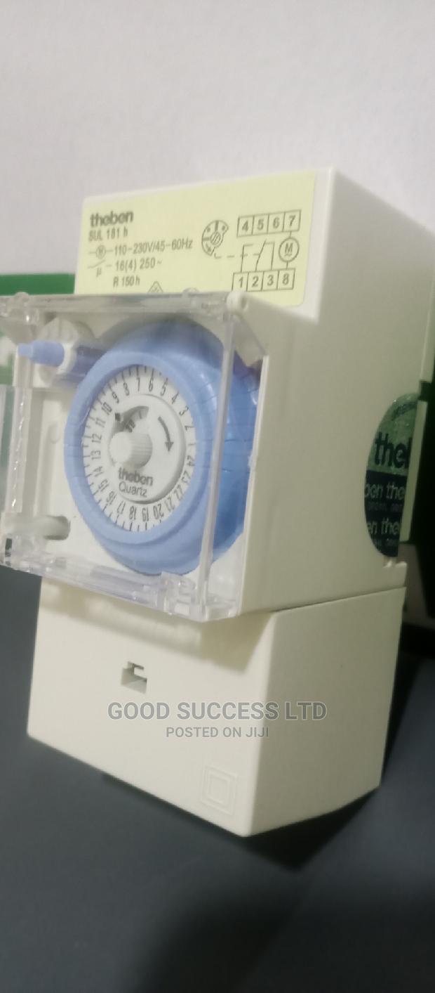 24 Hours Timer (Theben Type) · Photo 2