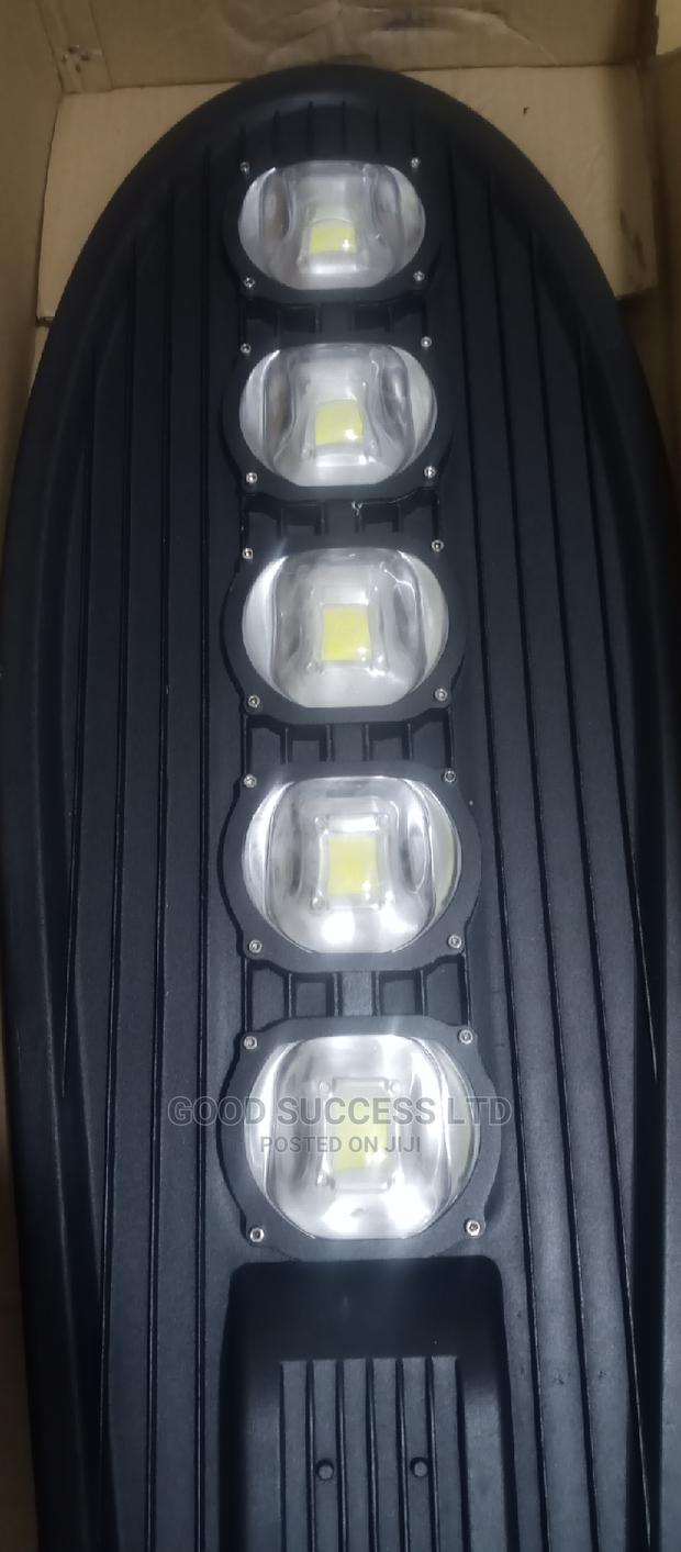 250w LED Street Light · Photo 3