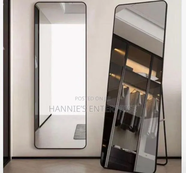 Full Mirror · Photo 1