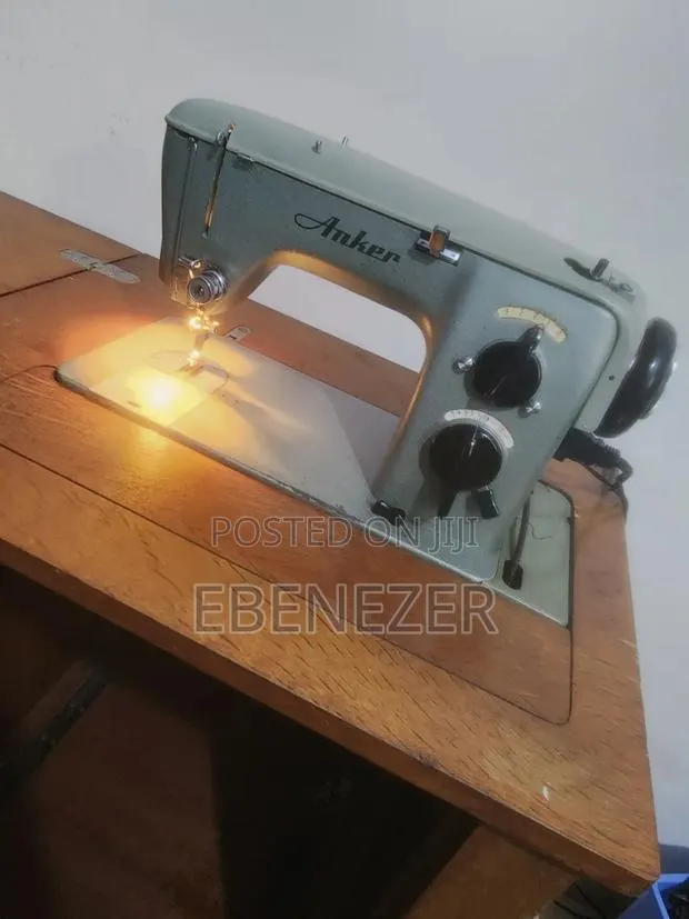 Anker Industrial Zigzag Machine · Photo 2