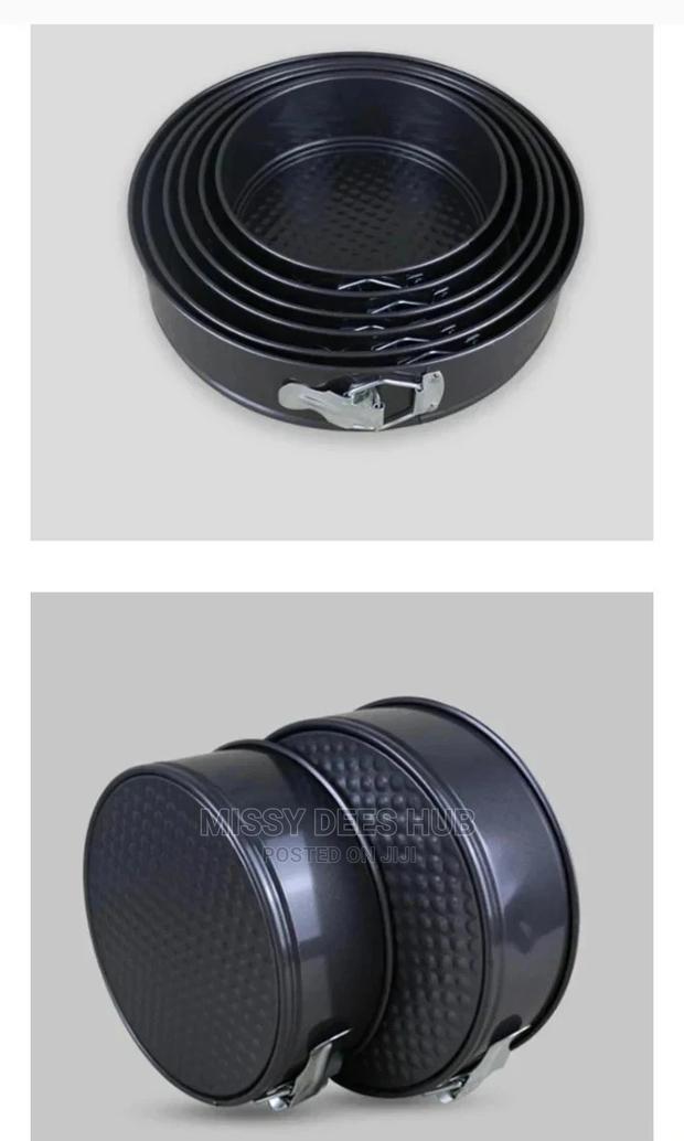 5pcs Nonstick Cake Pan Set · Photo 4