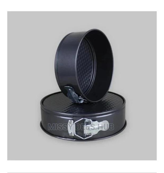 5pcs Nonstick Cake Pan Set · Photo 6