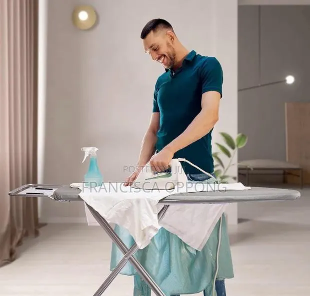 Quality Foldable Ironing Board · Photo 1