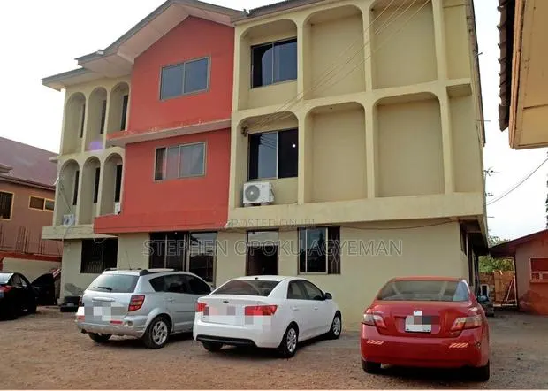 12bdrm Apartment in Tema Metropolitan for sale · Photo 1